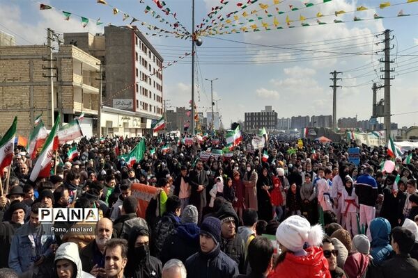 تجمع پرشور ۲۲ بهمن در ملارد