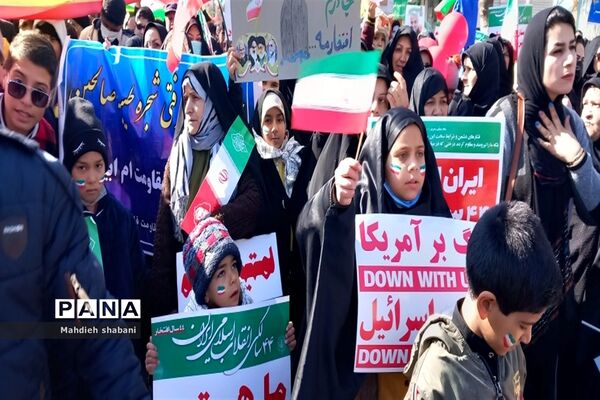 اقتدار باشکوه مردم کاشمر در راهپیمایی ۲۲ بهمن