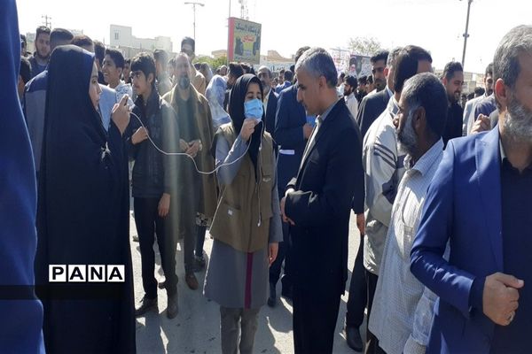 حضور پرشور فرهنگیان و دانش‌آموزان شادگانی در مراسم راهپیمایی یوم الله ۲۲بهمن