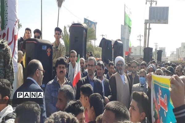 حضور پرشور فرهنگیان و دانش‌آموزان شادگانی در مراسم راهپیمایی یوم الله ۲۲بهمن