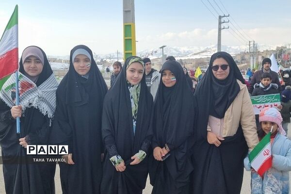 جشن چهل و چهارمین سالروز انقلاب اسلامی در شهرستان پردیس
