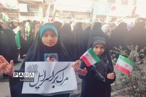 راهپیمایی ۲۲ بهمن دانش‌آموزان و سایر اقشار در خلیل اباد