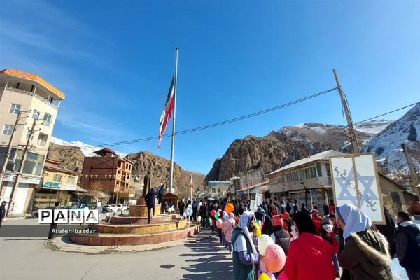 راهپیمایی ۲۲ بهمن در شهر بلده نور