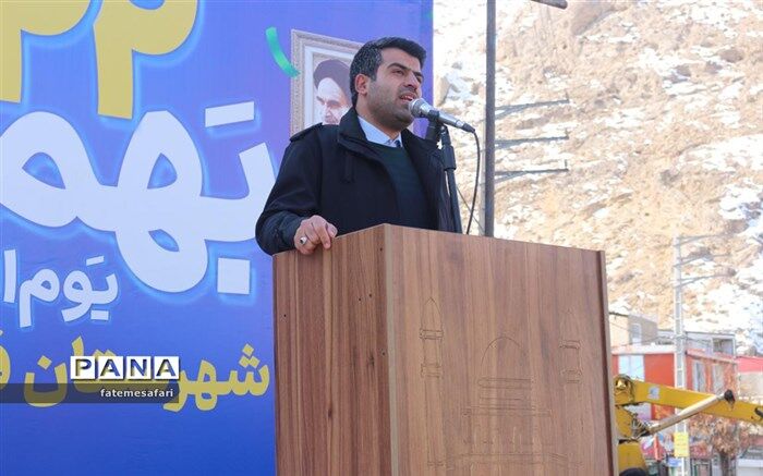 جمهوری اسلامی و ملت ایران در ۴۴ سالگی انقلاب اسلامی در نقطه‌ای موفق و پیروزمند قرار دارند
