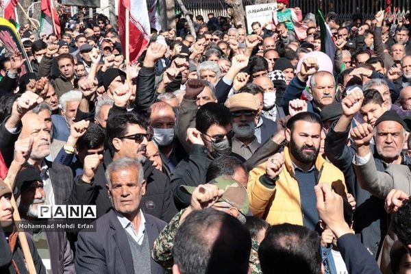 شکوه حضور مردم  آباده در راهپیمایی 22 بهمن ماه