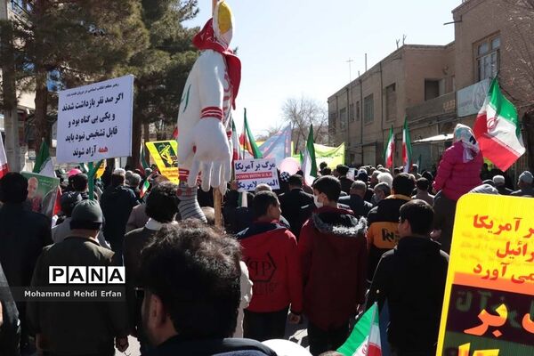 شکوه حضور مردم  آباده در راهپیمایی 22 بهمن ماه