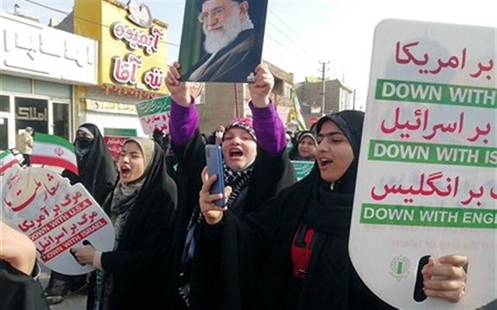 حضور پرشور مردم شهرستان های تهران در چهل و چهارمین سالگردپیروزی انقلاب به روایت تصویر