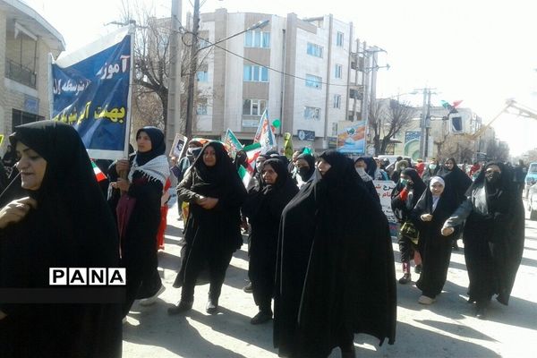 راهپیمایی یوم الله  ۲۲بهمن در فارسان