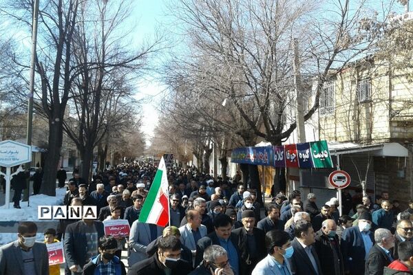 راهپیمایی یوم الله  ۲۲بهمن در فارسان