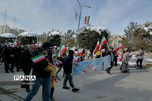 راهپیمایی باشکوه ۲۲ بهمن در چهل و چهارمین سالگرد پیروزی انقلاب اسلامی شهر مهستان شهرستان ساوجبلاغ