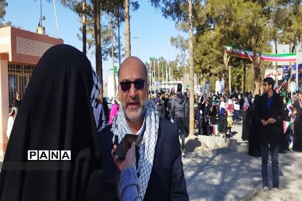 شرکت گسترده مردم خراسان جنوبی در راهپیمایی 22 بهمن