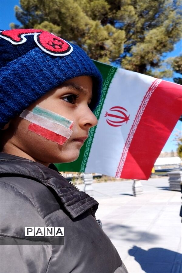 شرکت گسترده مردم خراسان جنوبی در راهپیمایی 22 بهمن
