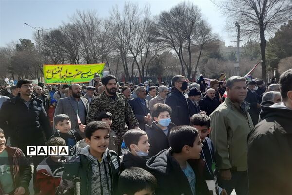 حضور پرشور مردم شهرستان شاهین شهر در  راهپیمایی ٢٢بهمن