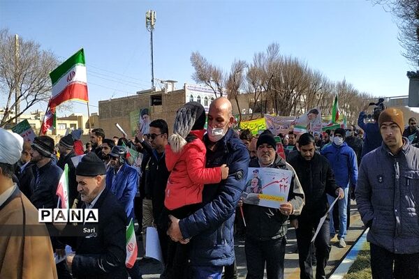 حضور پرشور مردم شهرستان شاهین شهر در  راهپیمایی ٢٢بهمن