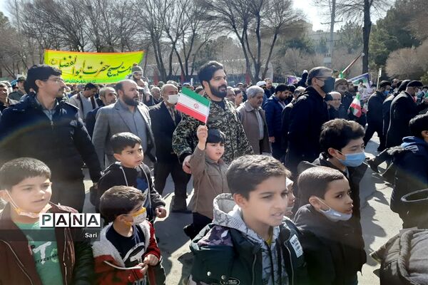 حضور پرشور مردم شهرستان شاهین شهر در  راهپیمایی ٢٢بهمن