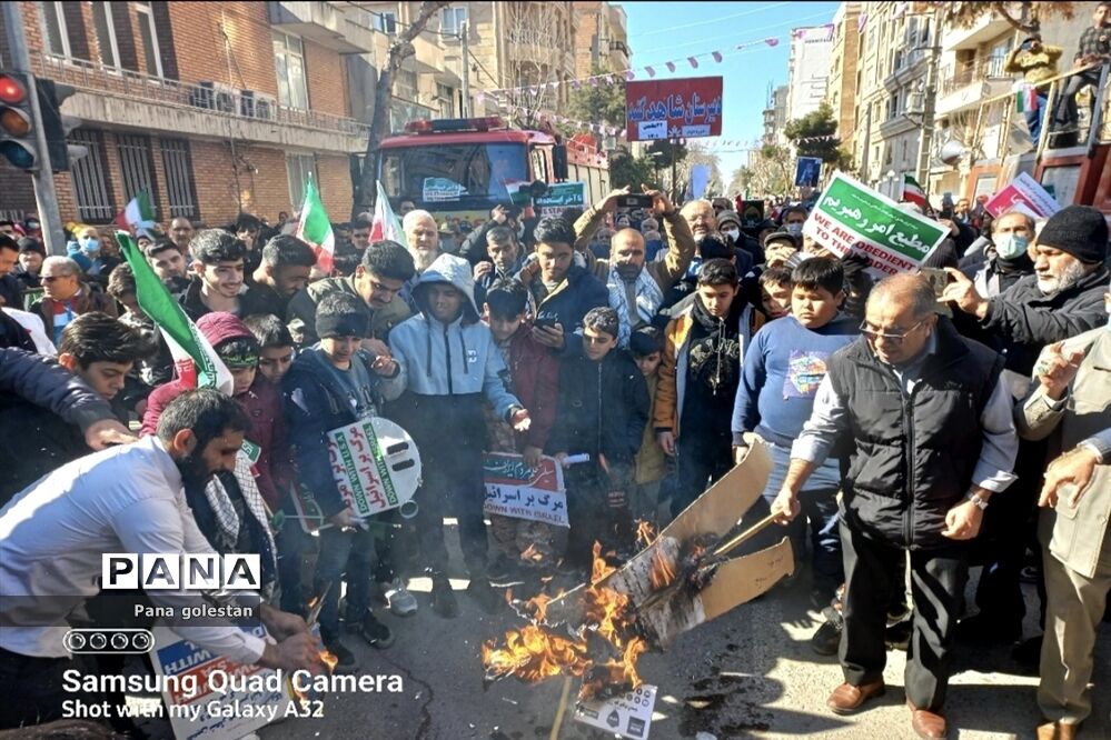 راهپیمایی22 بهمن در شهرستان گنبد