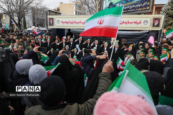 راهپیمایی 22 بهمن  در ارومیه-1