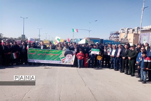 راهپیمایی چهل و چهارمین سالگرد پیروزی انقلاب در خیابان های امیدیه