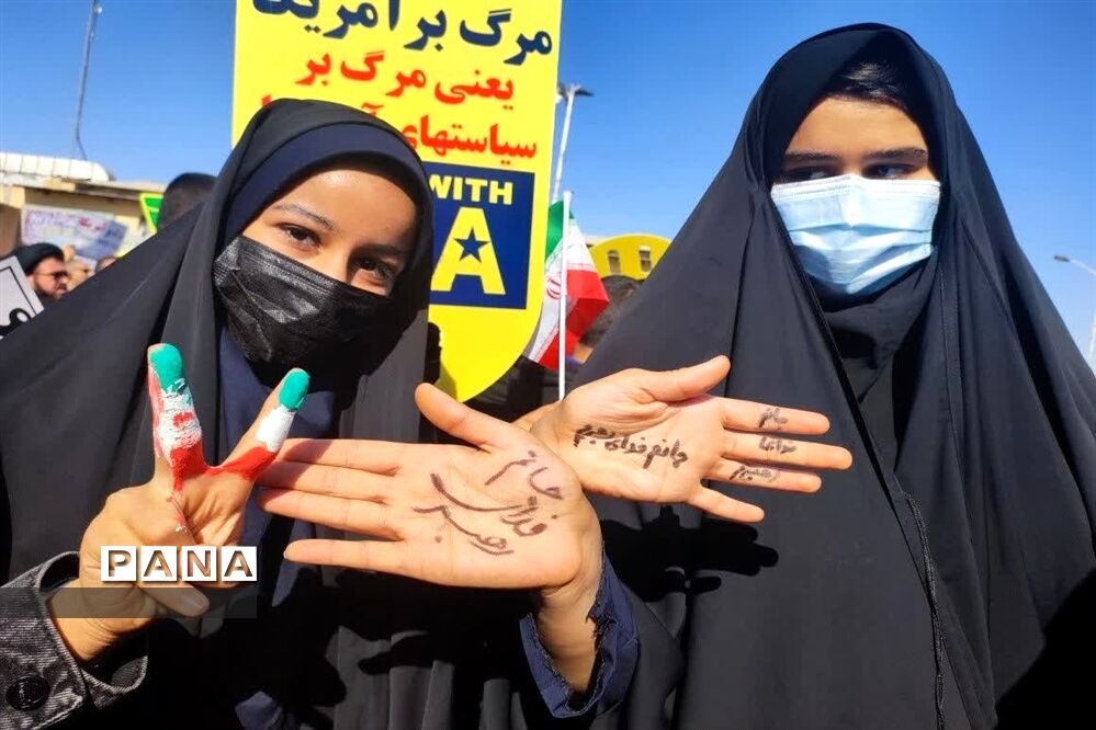 راهپیمایی چهل و چهارمین سالگرد پیروزی انقلاب در خیابان های امیدیه