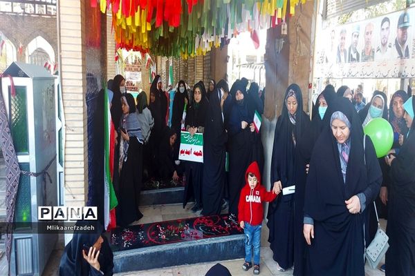 راهپیمایی 22 بهمن در دزفول