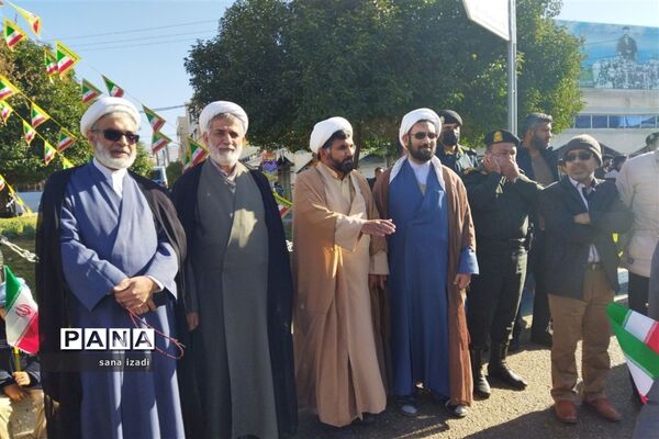 راهپیمایی 22 بهمن در کازرون