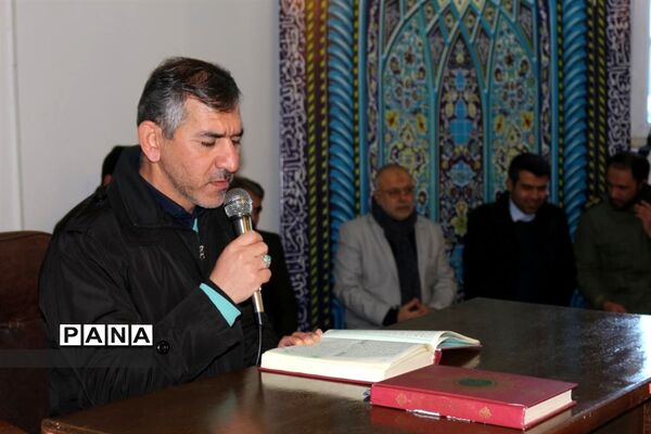 آیین بدرقه ۹۸ دانش‌آموز دختر فیروزکوهی به اردوهای راهیان نور