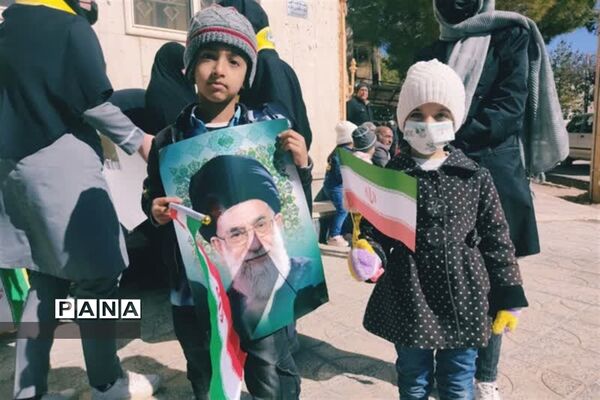 حضور پرشور مردم شهرستان سرچهان در چهل و چهارمین سالروز پیروزی انقلاب اسلامی
