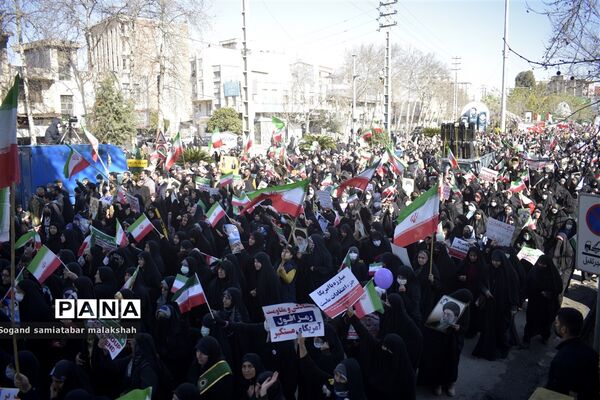 راهپیمایی۲۲ بهمن در ساری