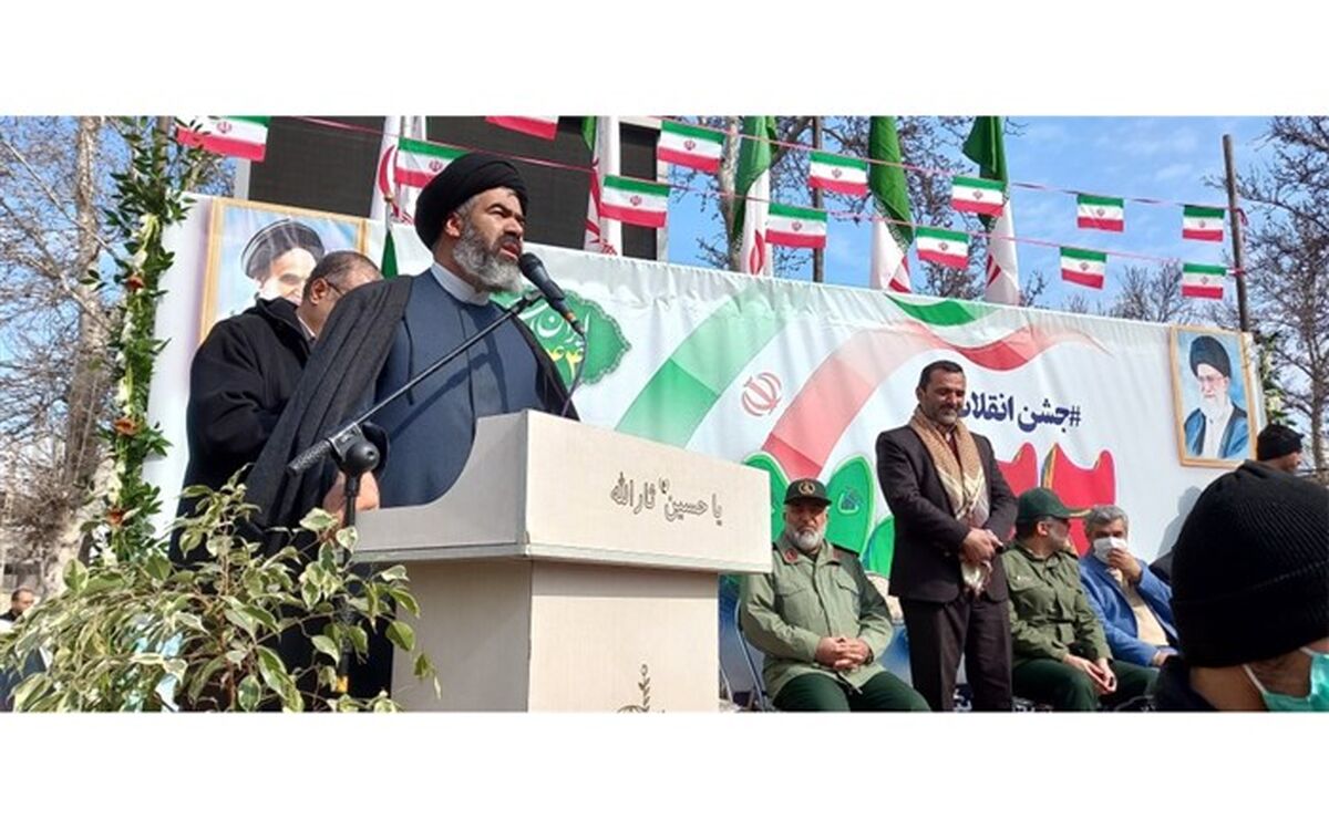 دهه هشتادی‌ها و نودی‌ها با حضور حداکثری ثابت کردند پشتیبان نظام هستند