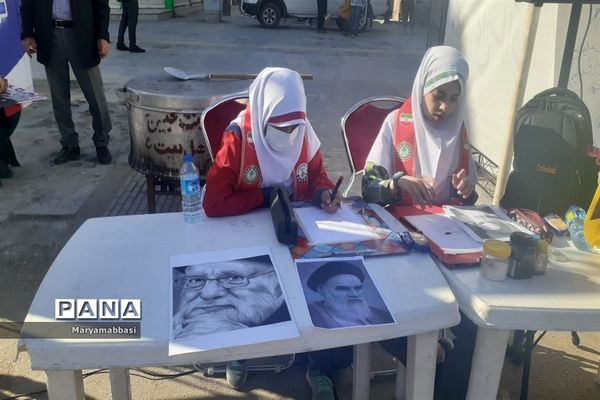 برپایی غرفه سازمان دانش‌آموزی بمناسبت 22 بهمن در اهواز