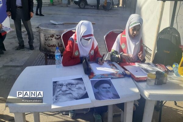 برپایی غرفه سازمان دانش‌آموزی بمناسبت 22 بهمن در اهواز