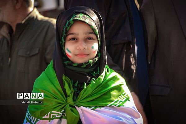 راهپیمایی ۲۲ بهمن در شهرستان نکا