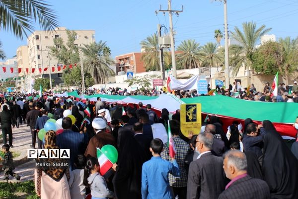 حماسه حضور مردم بوشهر در 22 بهمن