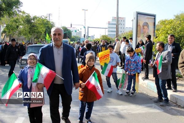 حماسه حضور مردم بوشهر در 22 بهمن