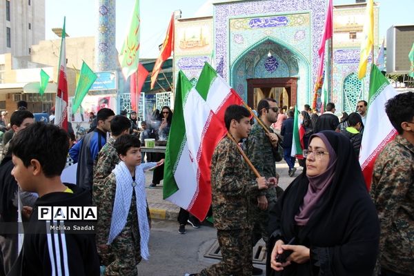 حماسه حضور مردم بوشهر در 22 بهمن