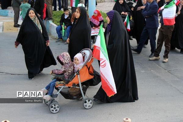 حماسه حضور مردم بوشهر در 22 بهمن