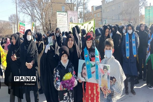 راهپیمایی ۲۲ بهمن در دلفان