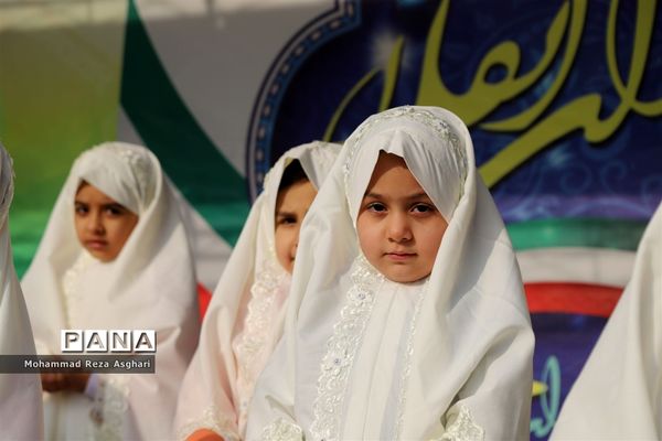 غرفه سازمان دانش‌آموزی در راهپیمایی 22 بهمن