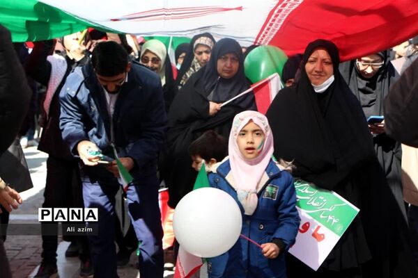 راهپیمایی ۲۲ بهمن در دارالعباده
