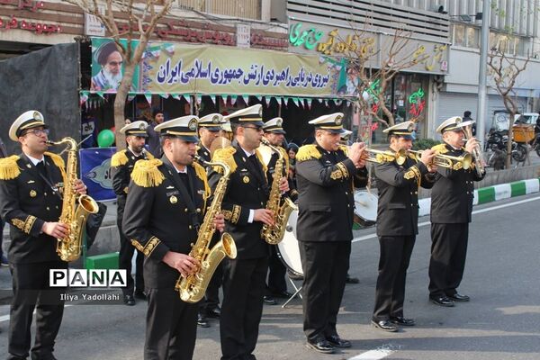 حضور مردم ولایتمدار تهران در مراسم راهپیمایی چهل و چهارمین سالگرد پیروزی انقلاب اسلامی