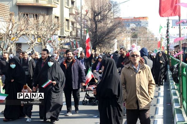 حضور مردم ولایتمدار تهران در مراسم راهپیمایی چهل و چهارمین سالگرد پیروزی انقلاب اسلامی