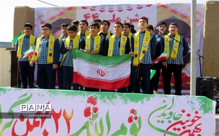 حضور پرشور مردم شهرستان شاهرود در راهپیمایی ۲۲ بهمن