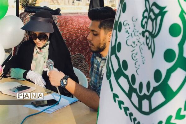 حضور دانش‌آموزان عضو سازمان دانش‌آموزی و خبرگزاری پانا خراسان جنوبی در راهپیمایی 22بهمن