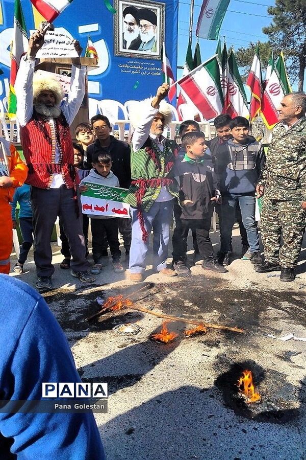 راهپیمایی بیست و دو بهمن در شهرستان بندر ترکمن