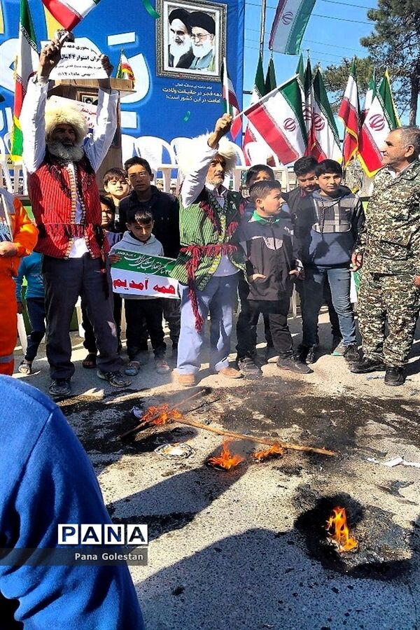 راهپیمایی بیست و دو بهمن در شهرستان بندر ترکمن