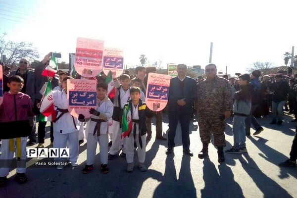 راهپیمایی بیست و دو بهمن در شهرستان بندر ترکمن