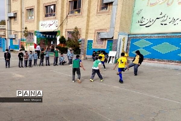 فینال مسابقات فوتسال جام انقلاب در آموزشگاه شیخ جنید شهرستان پیشوا