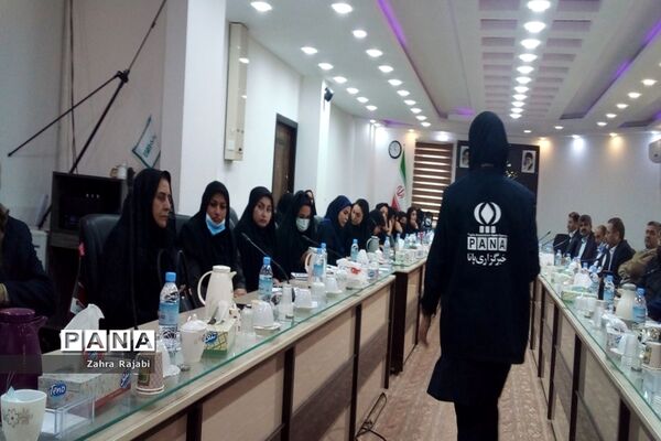 نشست استانی مدیران دبیرستان‌های غیر دولتی دوره دوم متوسطه نظری استان بوشهر