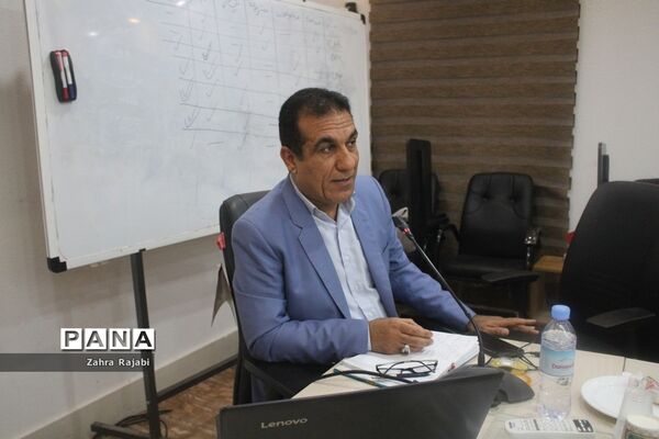 نشست استانی مدیران دبیرستان‌های غیر دولتی دوره دوم متوسطه نظری استان بوشهر