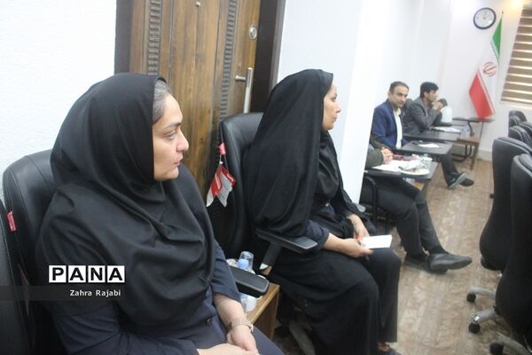 نشست استانی مدیران دبیرستان‌های غیر دولتی دوره دوم متوسطه نظری استان بوشهر